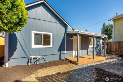 411 N Stillaguamish Avenue , Arlington, WA 98223