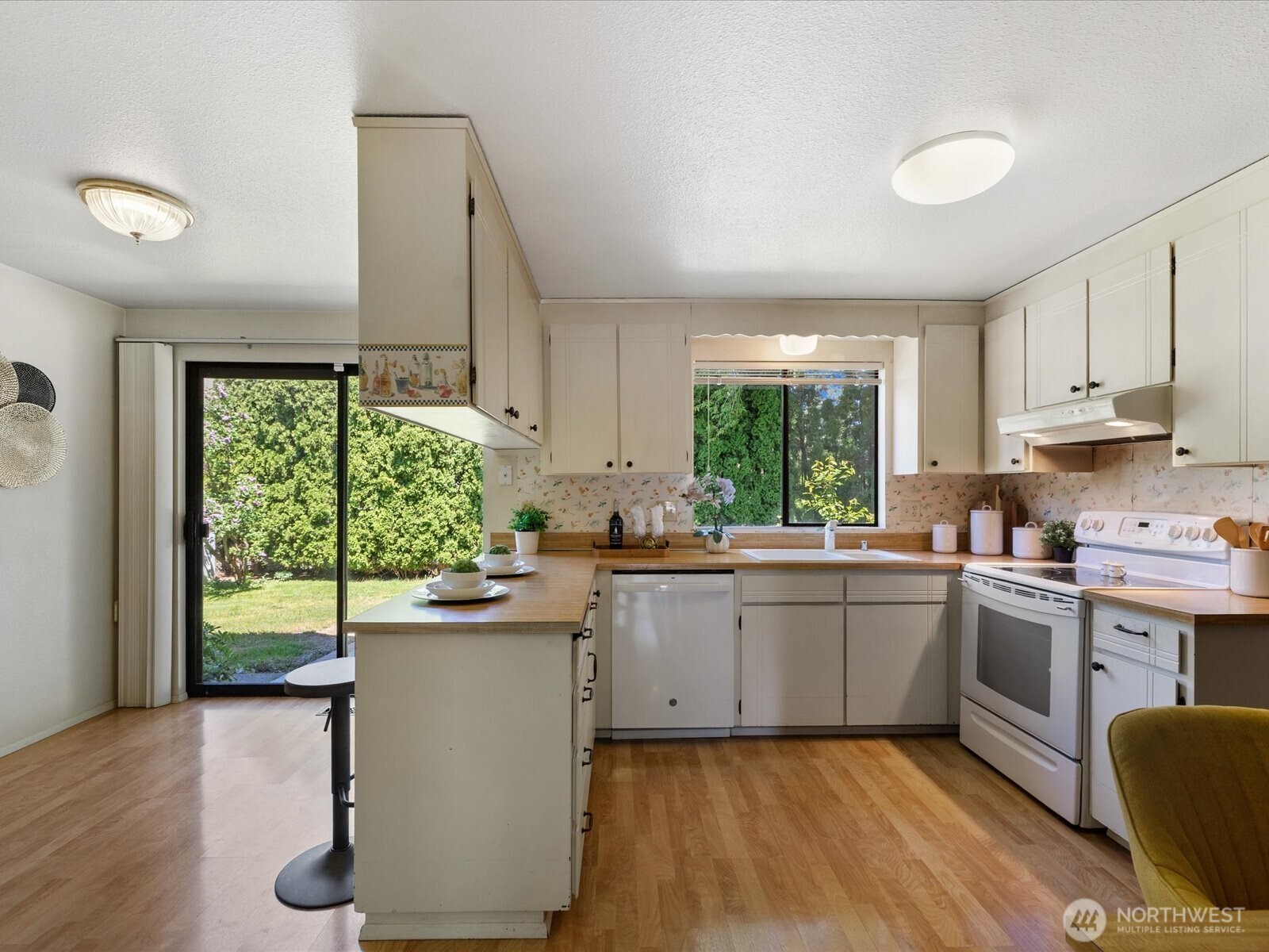 12314 NE 162nd Street , Bothell, WA 98011