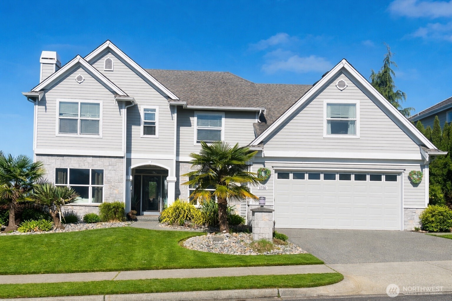 1750 Pointe Woodworth Drive NE, Tacoma, WA 98422