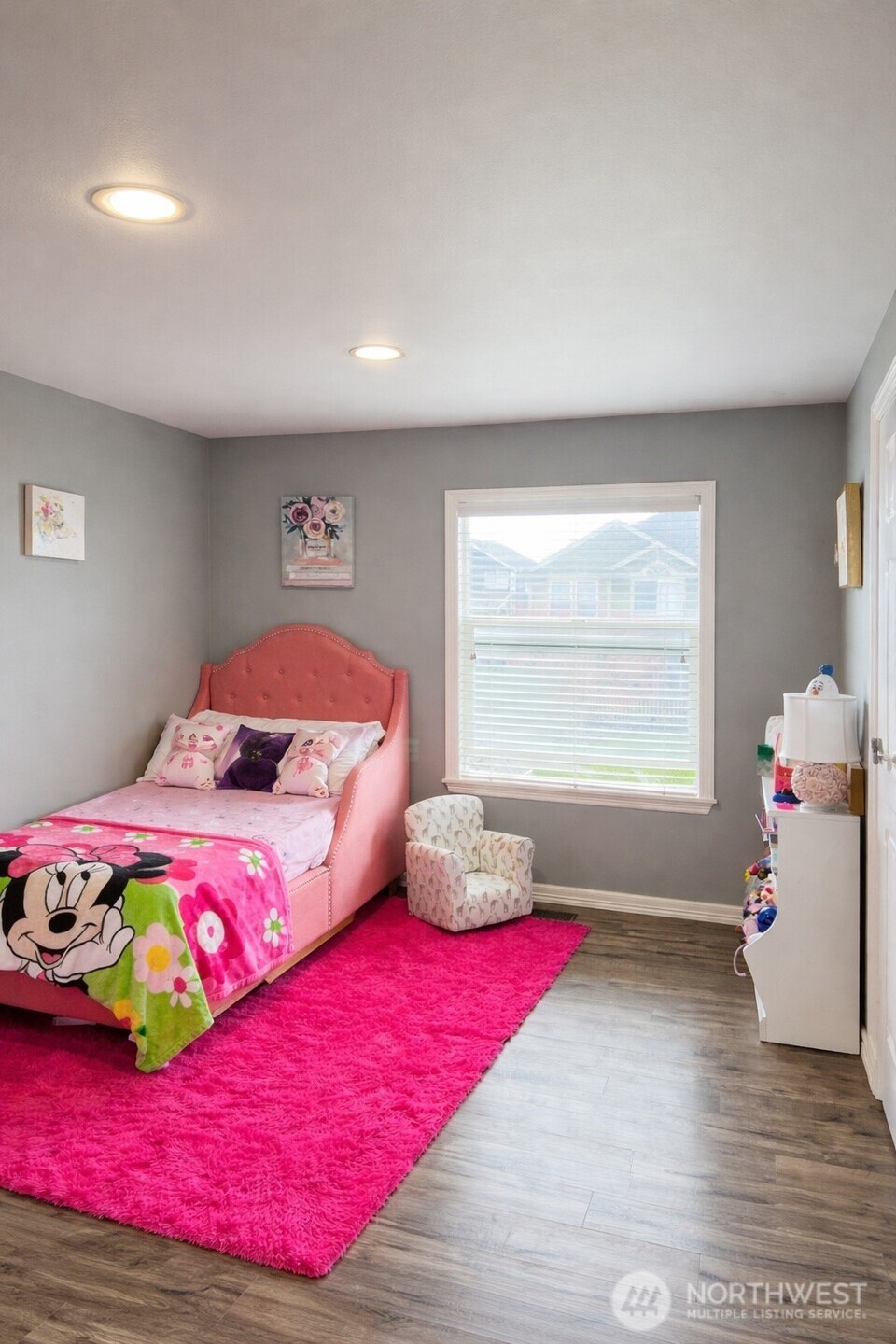 1750 Pointe Woodworth Drive NE, Tacoma, WA 98422