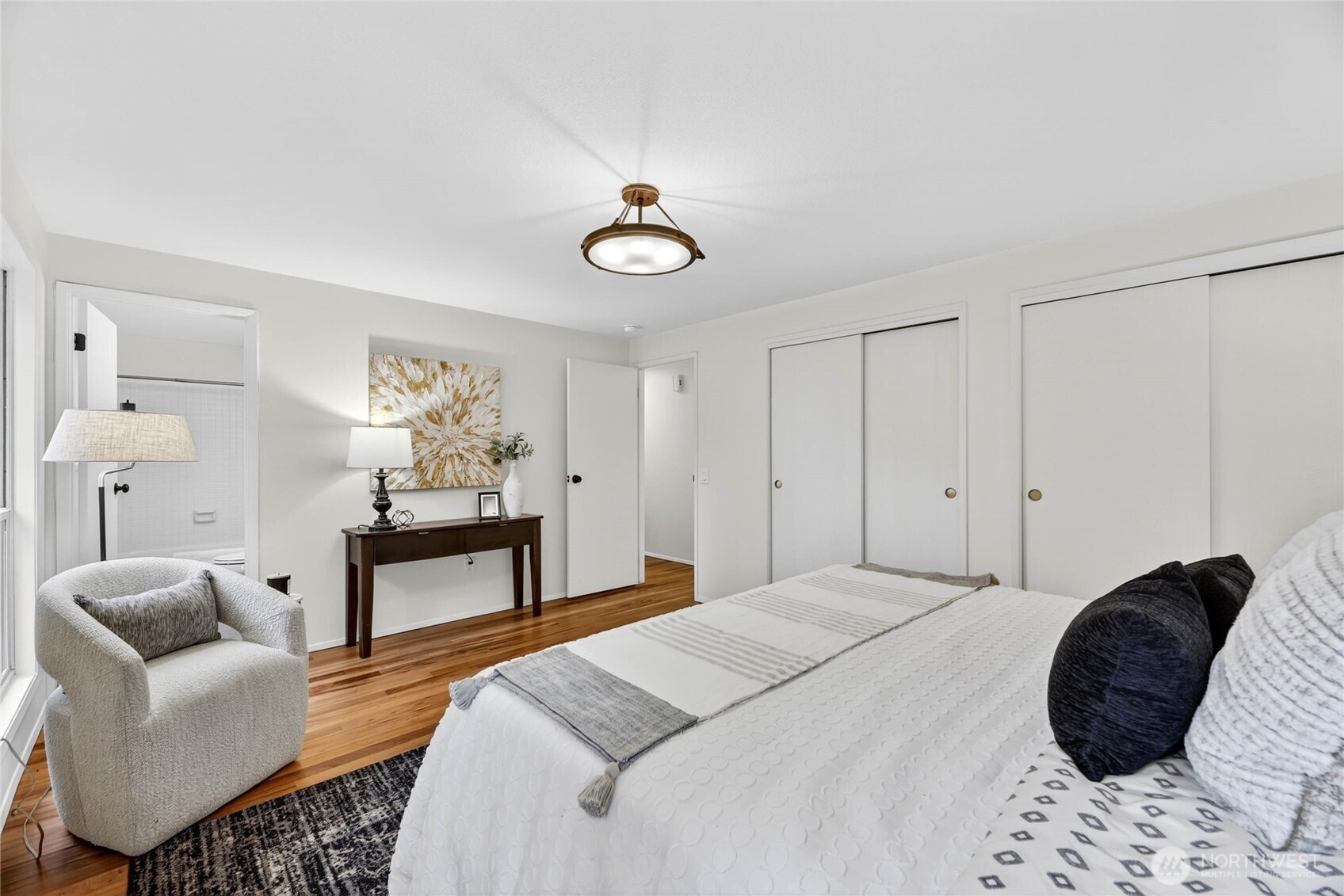 7511 43rd Avenue NE, Seattle, WA 98115