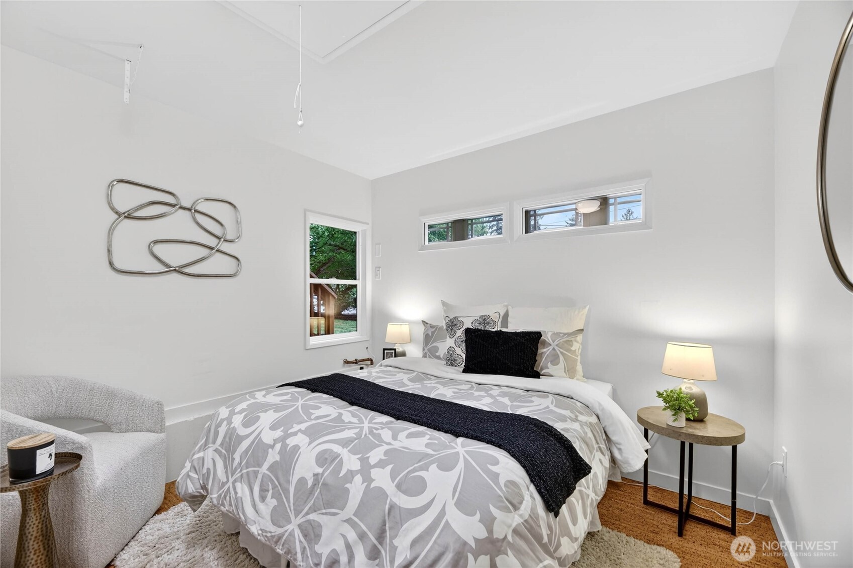 7511 43rd Avenue NE, Seattle, WA 98115