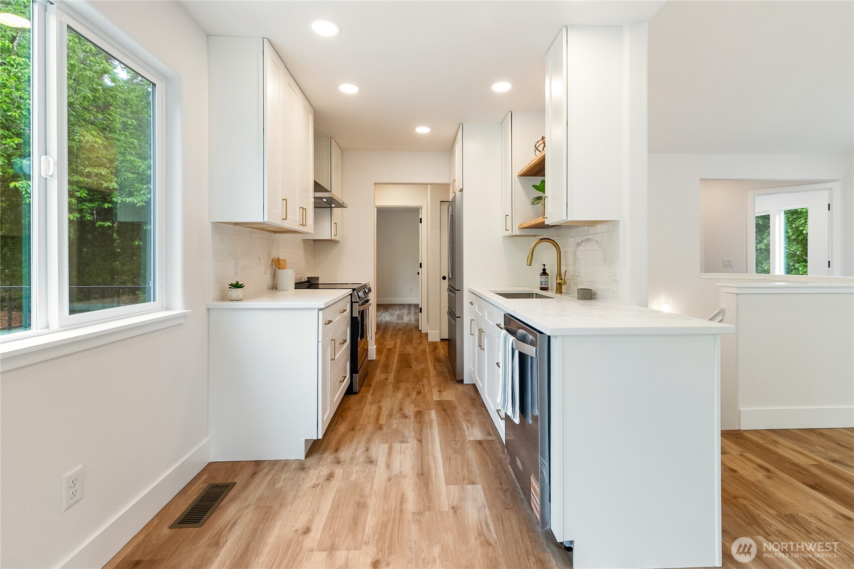 521 Rainbow Drive , Sedro Woolley, WA 98284
