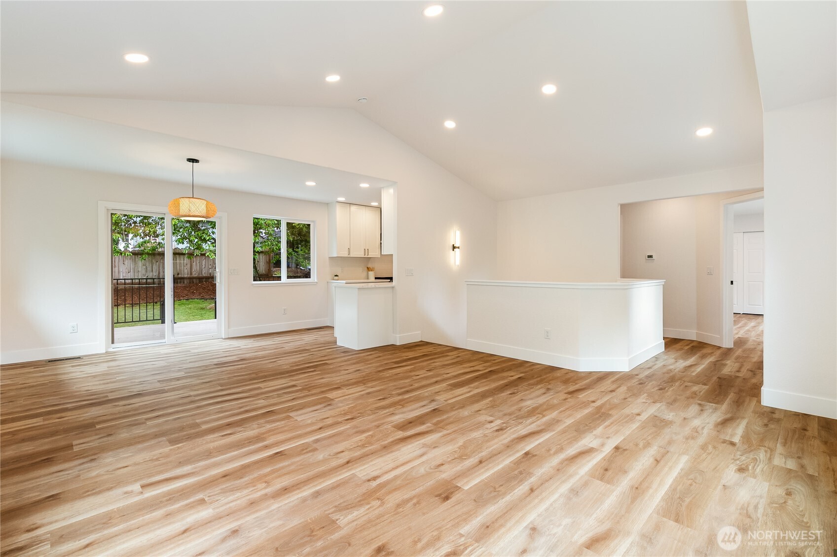 521 Rainbow Drive , Sedro Woolley, WA 98284