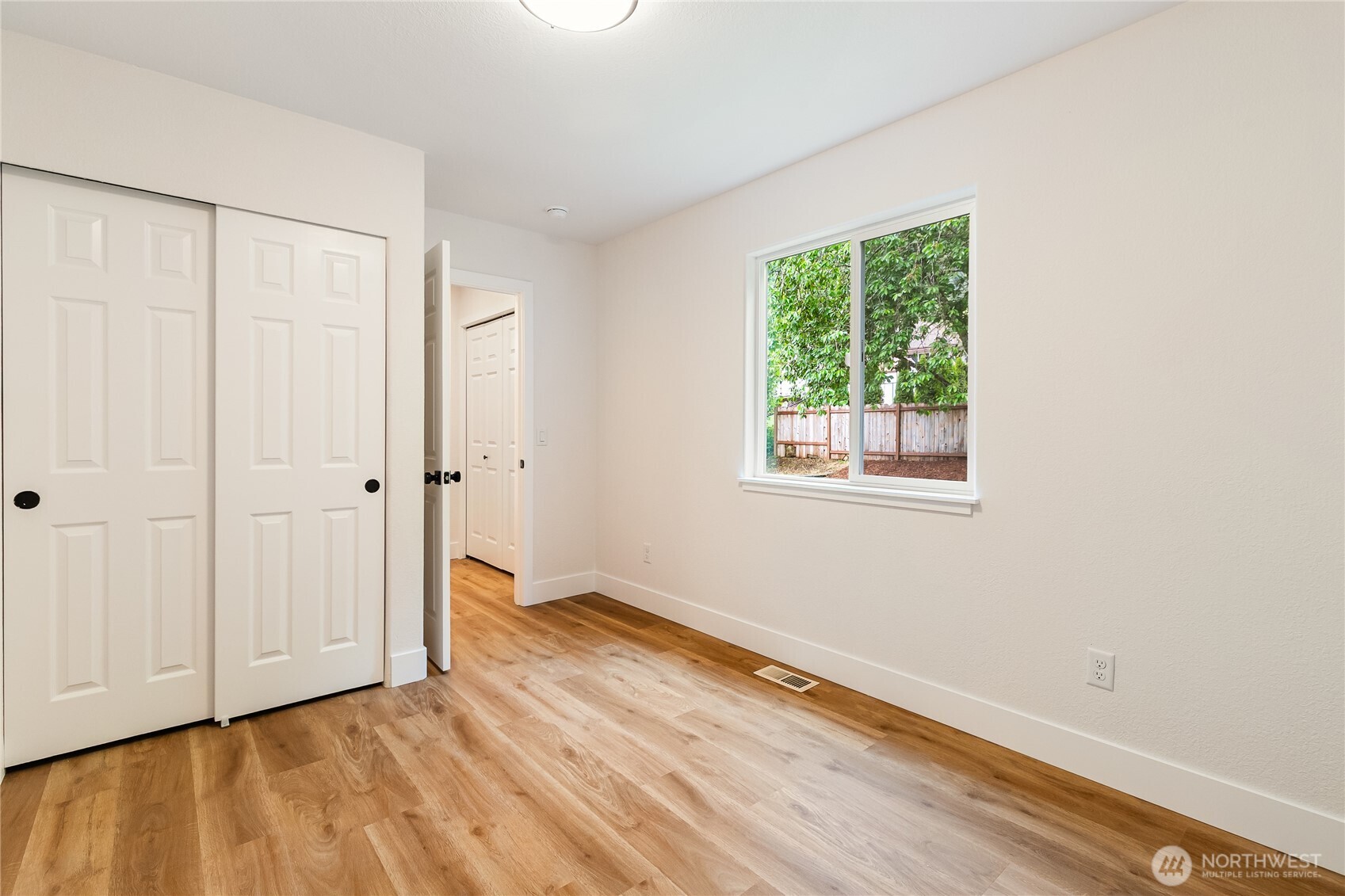 521 Rainbow Drive , Sedro Woolley, WA 98284