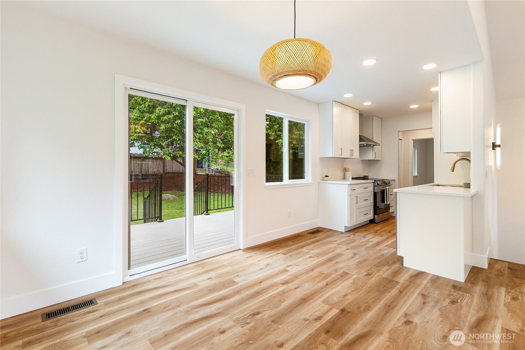 521 Rainbow Drive , Sedro Woolley, WA 98284