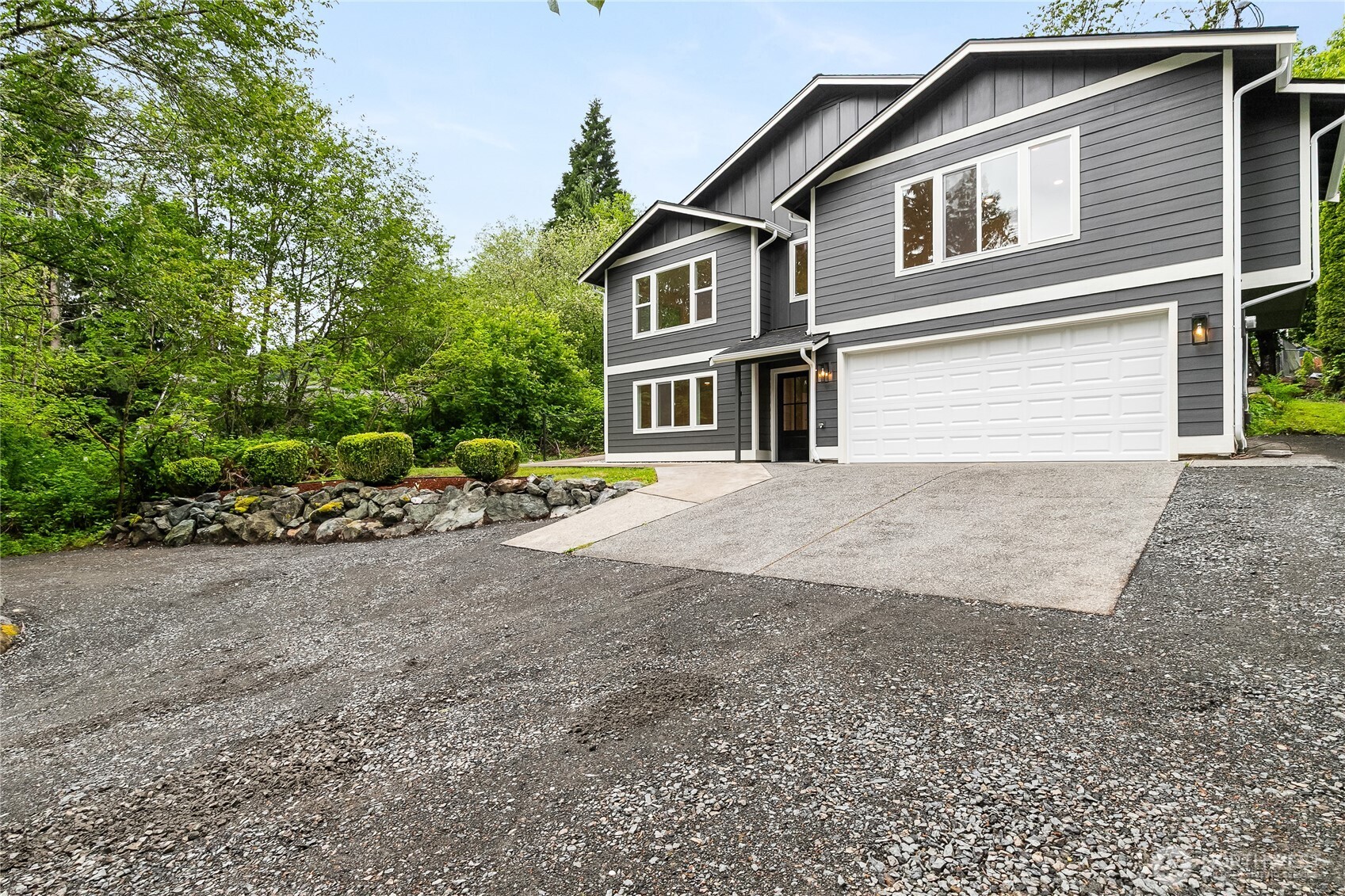 521 Rainbow Drive , Sedro Woolley, WA 98284
