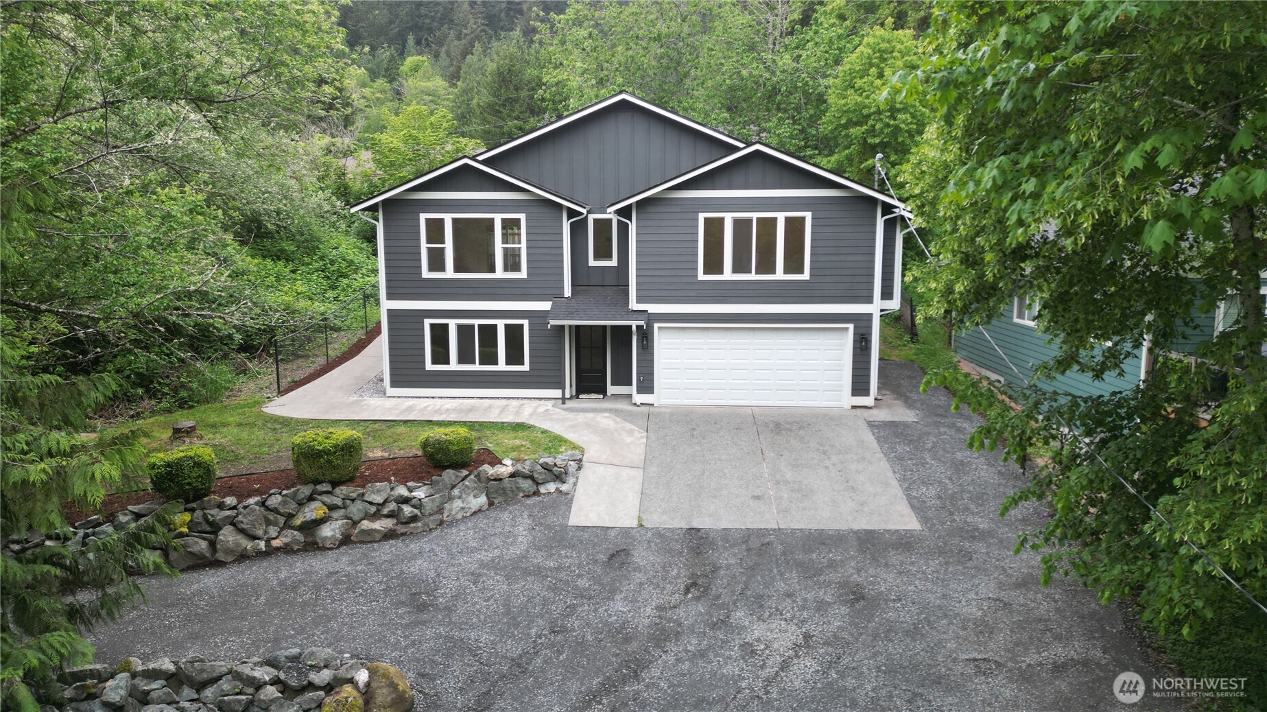 521 Rainbow Drive , Sedro Woolley, WA 98284