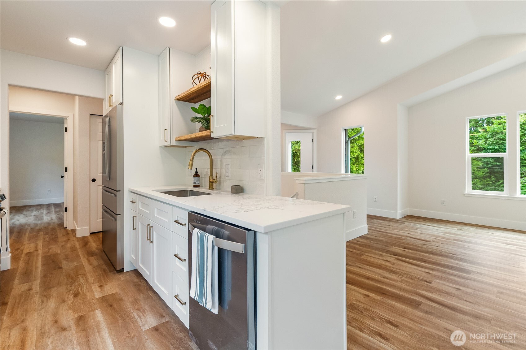 521 Rainbow Drive , Sedro Woolley, WA 98284