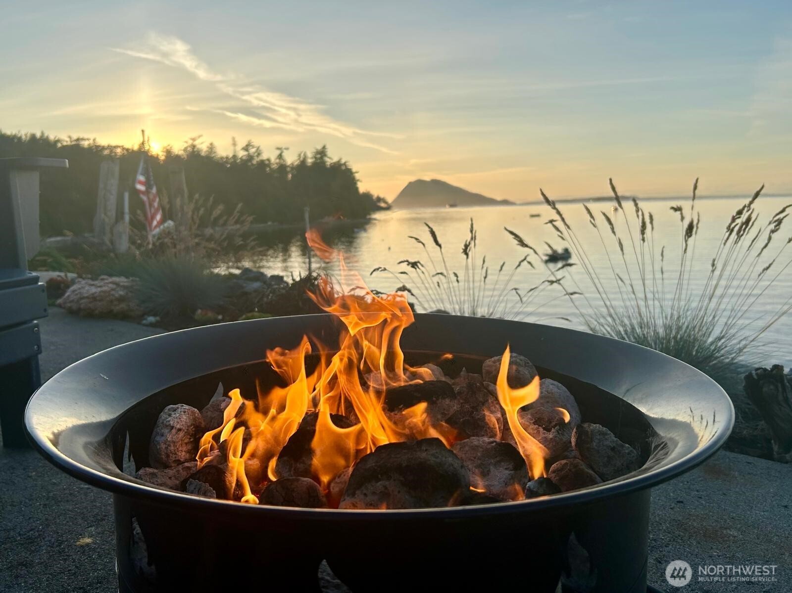 9609 Samish Island Road , Bow, WA 98232