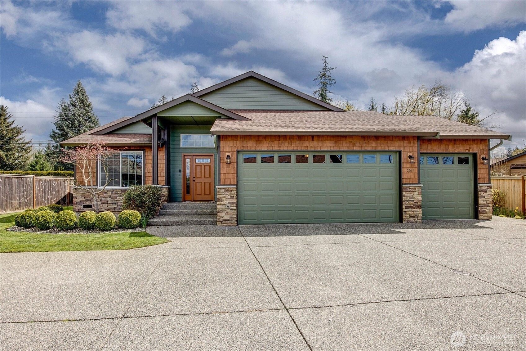 15611 42nd Drive SE, Bothell, WA 98012