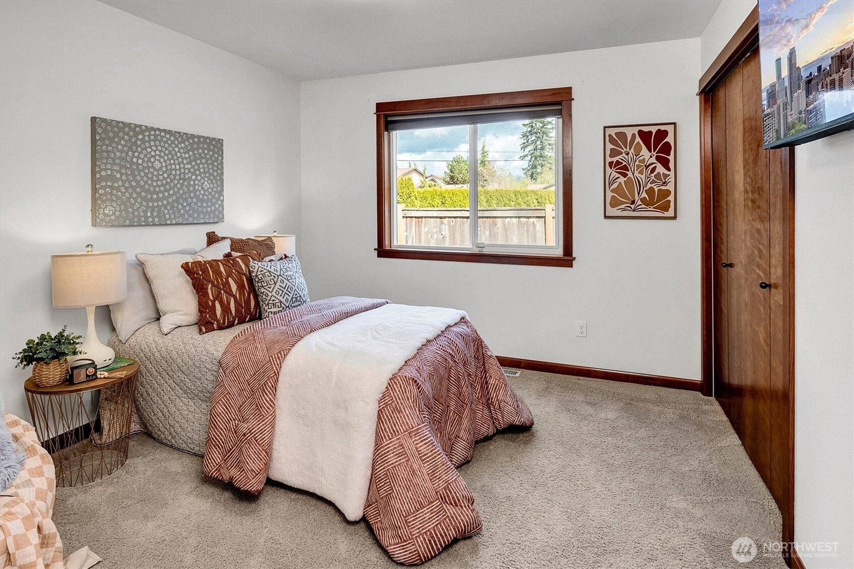 15611 42nd Drive SE, Bothell, WA 98012