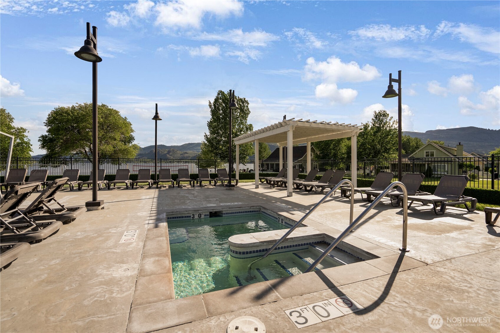 102 Firerock Lane , Oroville, WA 98844