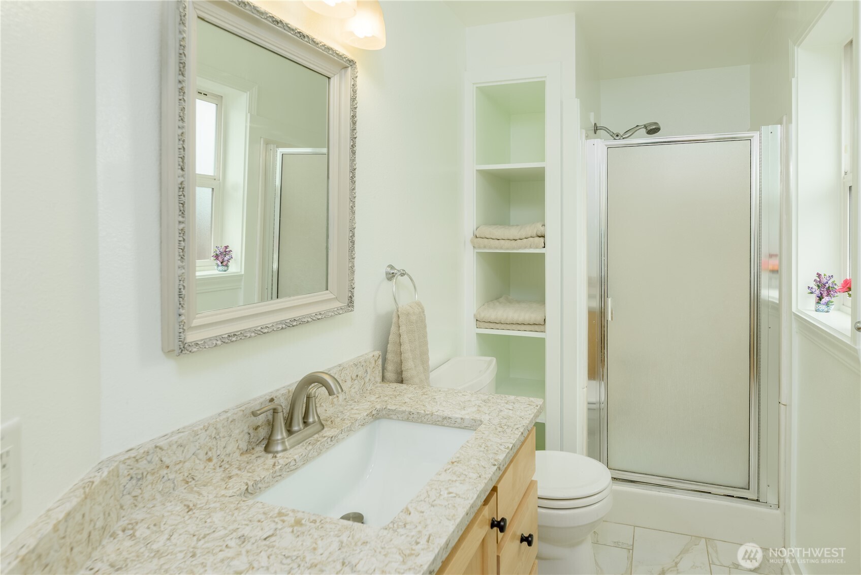 314 W Columbus Avenue , Port Angeles, WA 98362
