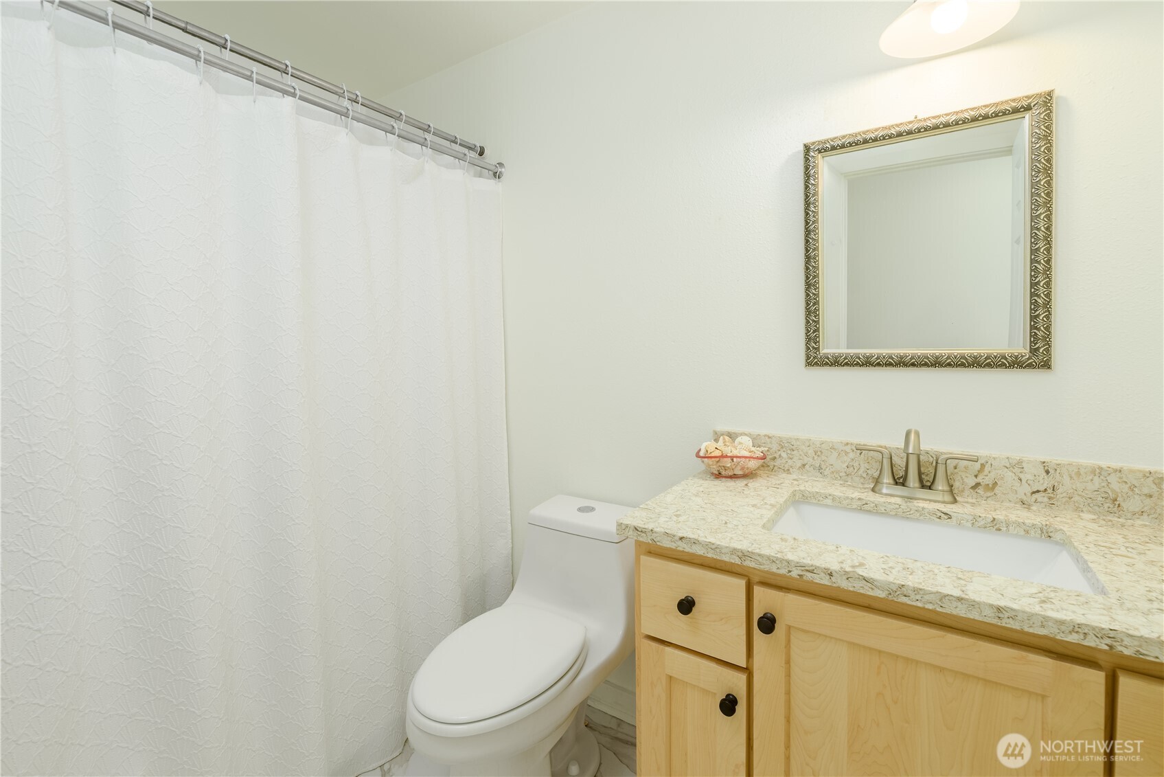 314 W Columbus Avenue , Port Angeles, WA 98362