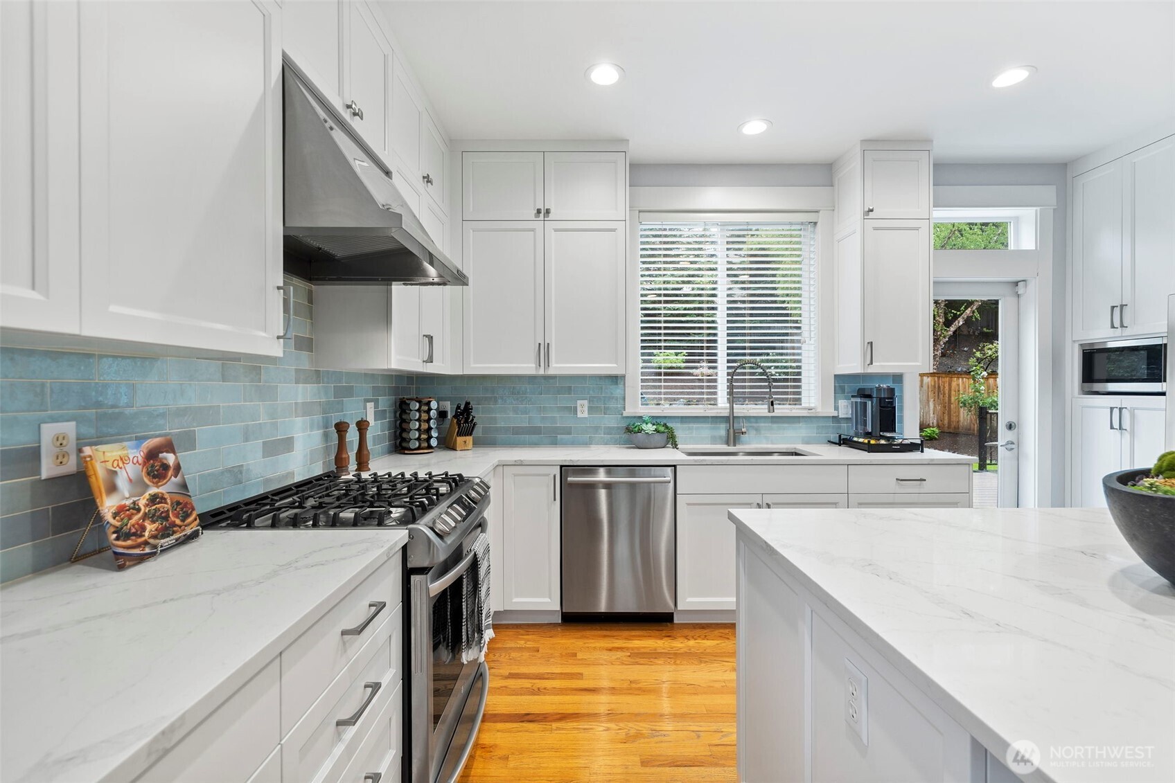 34415 SE Burke Street , Snoqualmie, WA 98065