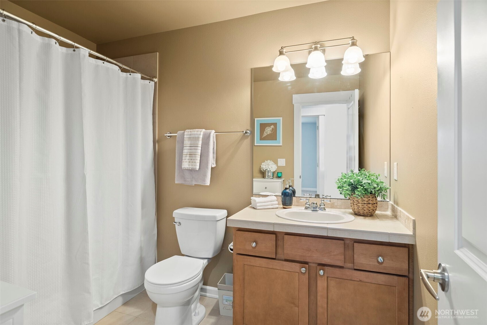 34415 SE Burke Street , Snoqualmie, WA 98065