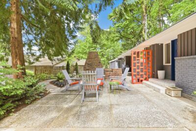 19563 38th Avenue NE, Lake Forest Park, WA 98155
