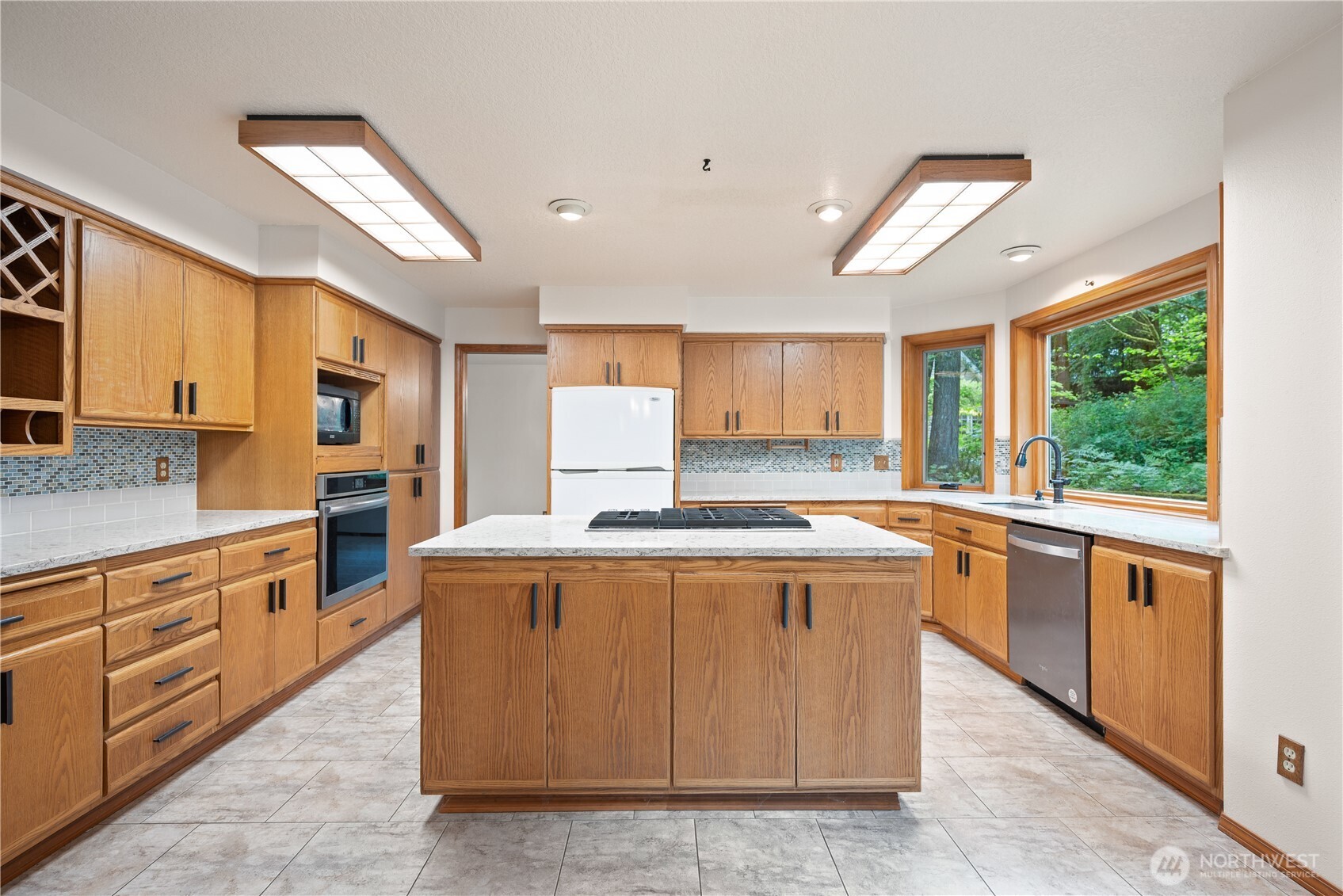 165 Tanglewood Drive , Longview, WA 98632