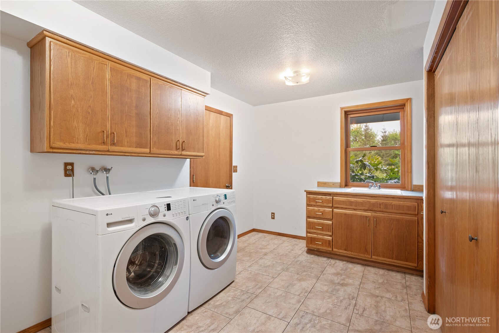 165 Tanglewood Drive , Longview, WA 98632