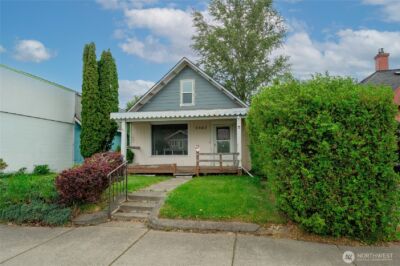 2058 2060 Main Street , Ferndale, WA 98248
