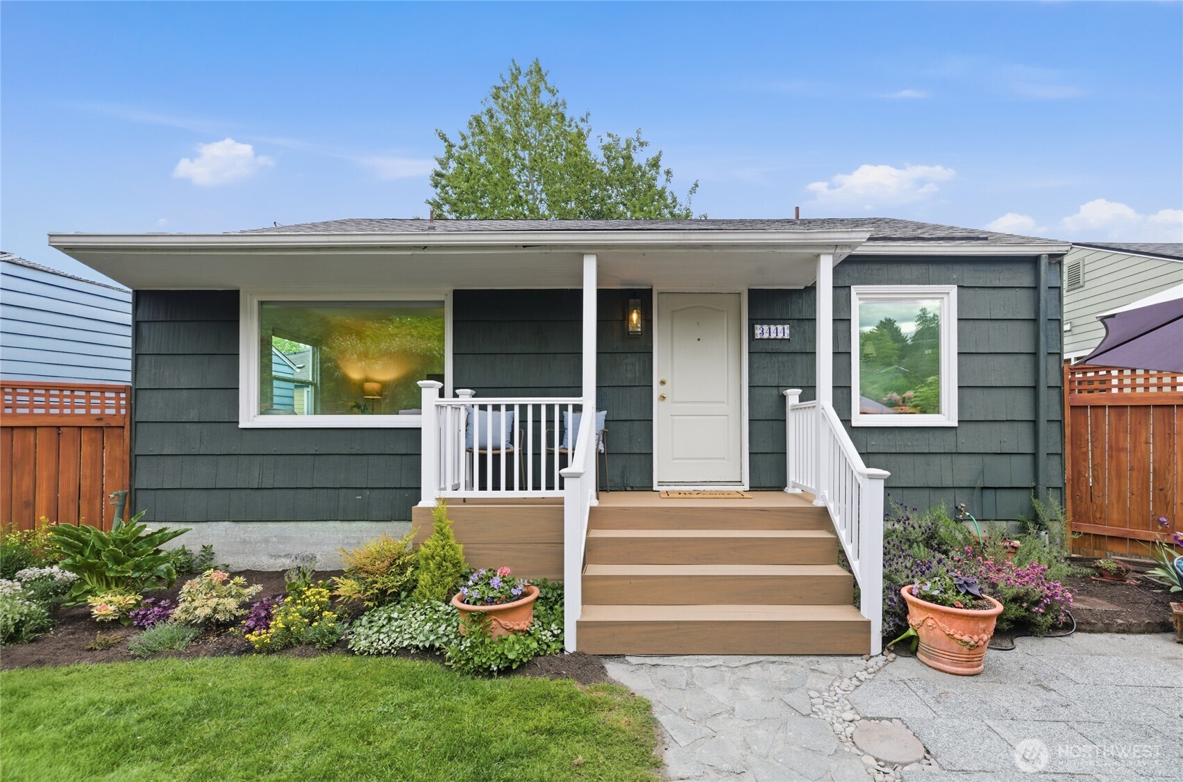 3444 34th Avenue W #44-46, Seattle, WA 98199-1608