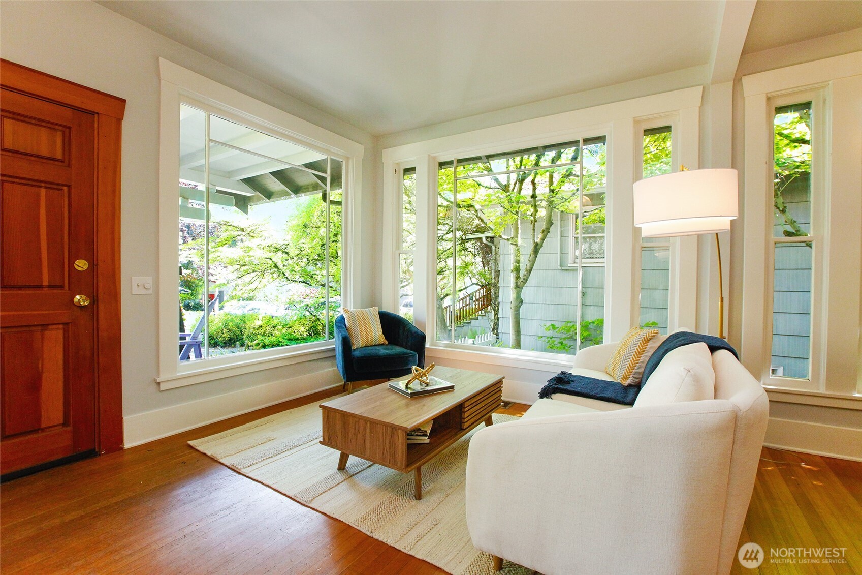 6525 23rd Avenue NE, Seattle, WA 98115