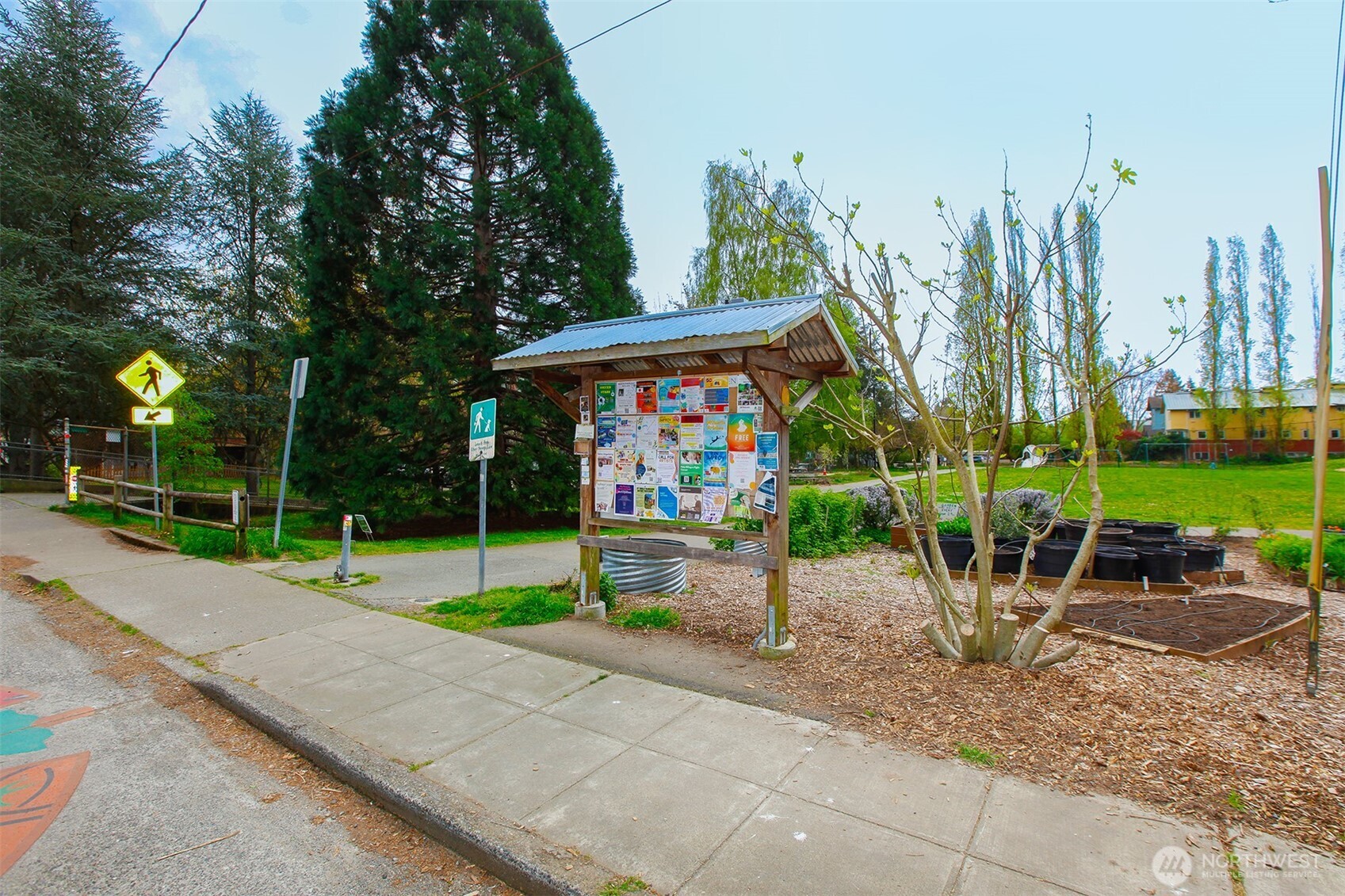 6525 23rd Avenue NE, Seattle, WA 98115