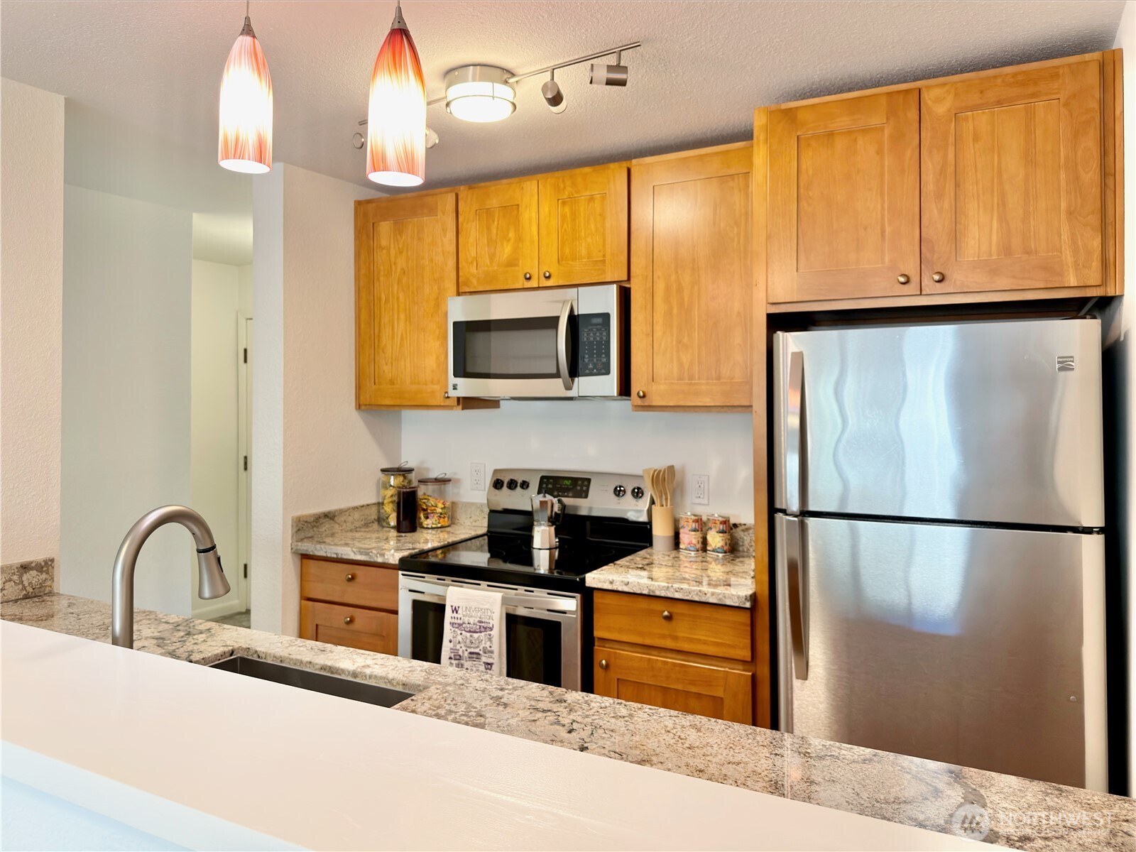 5834 NE 75th Street #B202, Seattle, WA 98115