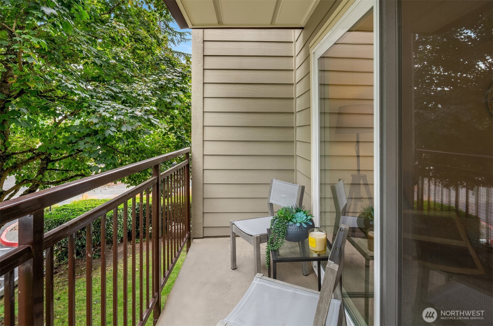 5834 NE 75th Street #B202, Seattle, WA 98115