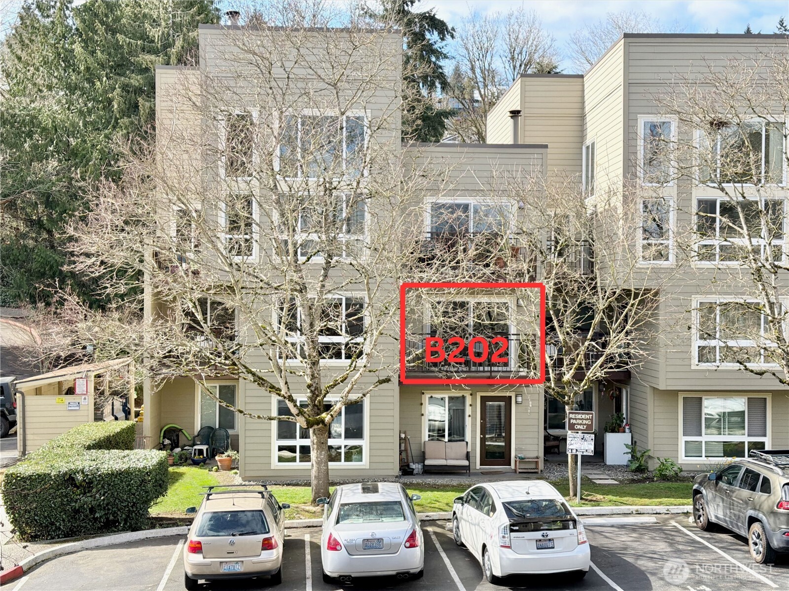 5834 NE 75th Street #B202, Seattle, WA 98115