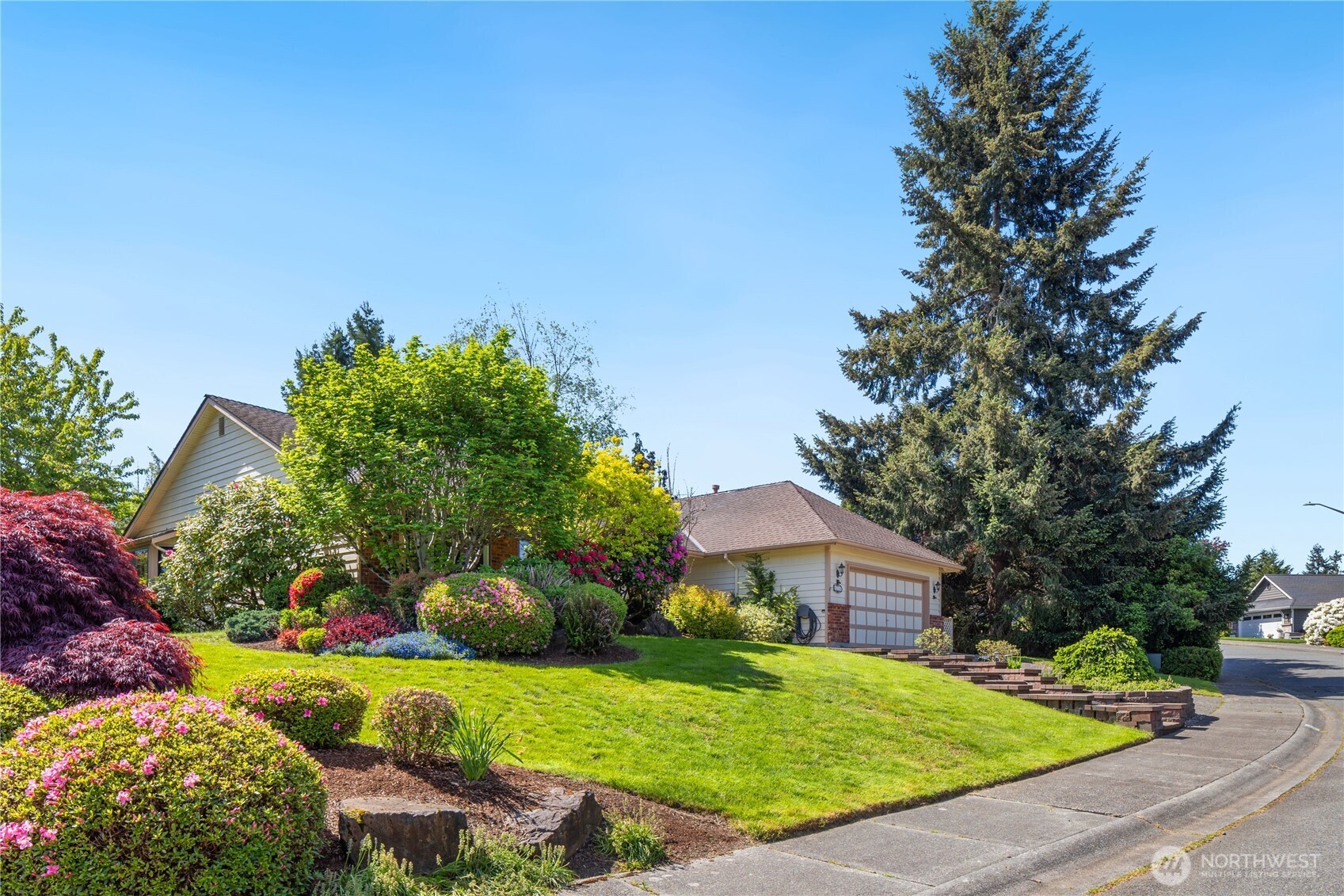 826 169th Place SW, Lynnwood, WA 98037