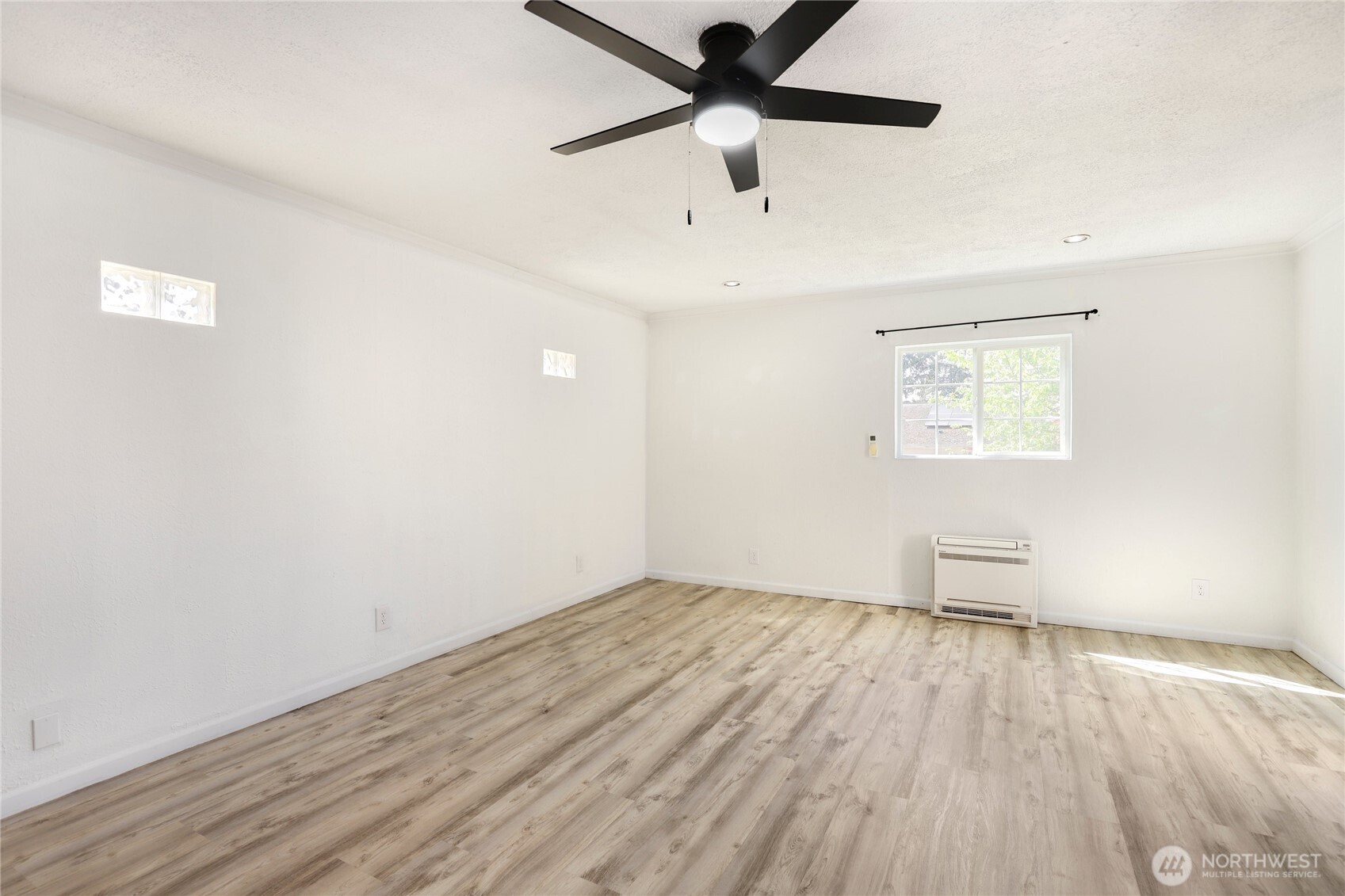 3733 D Street , Bremerton, WA 98312