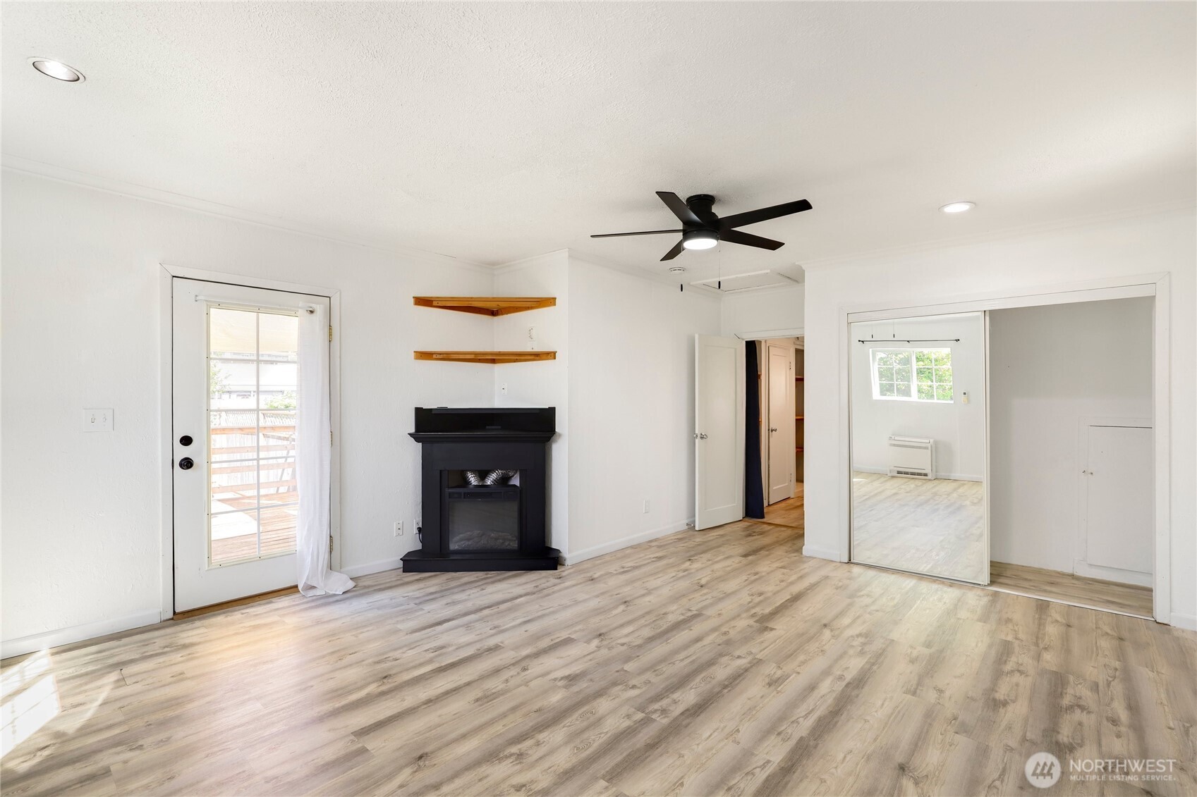 3733 D Street , Bremerton, WA 98312