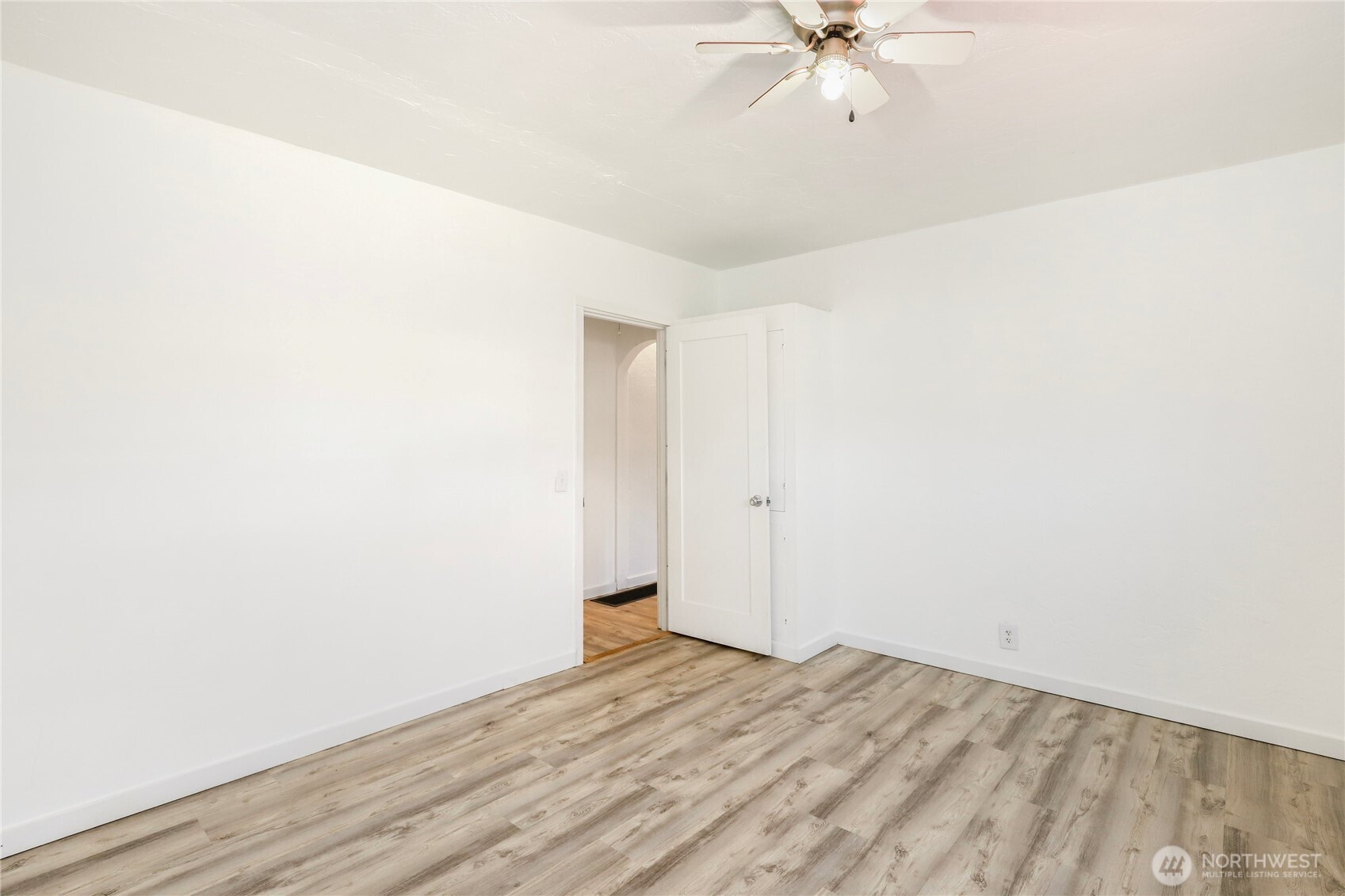 3733 D Street , Bremerton, WA 98312