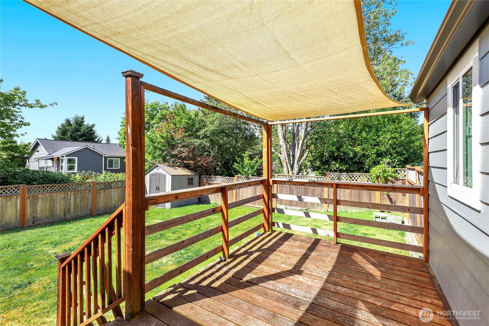 3733 D Street , Bremerton, WA 98312