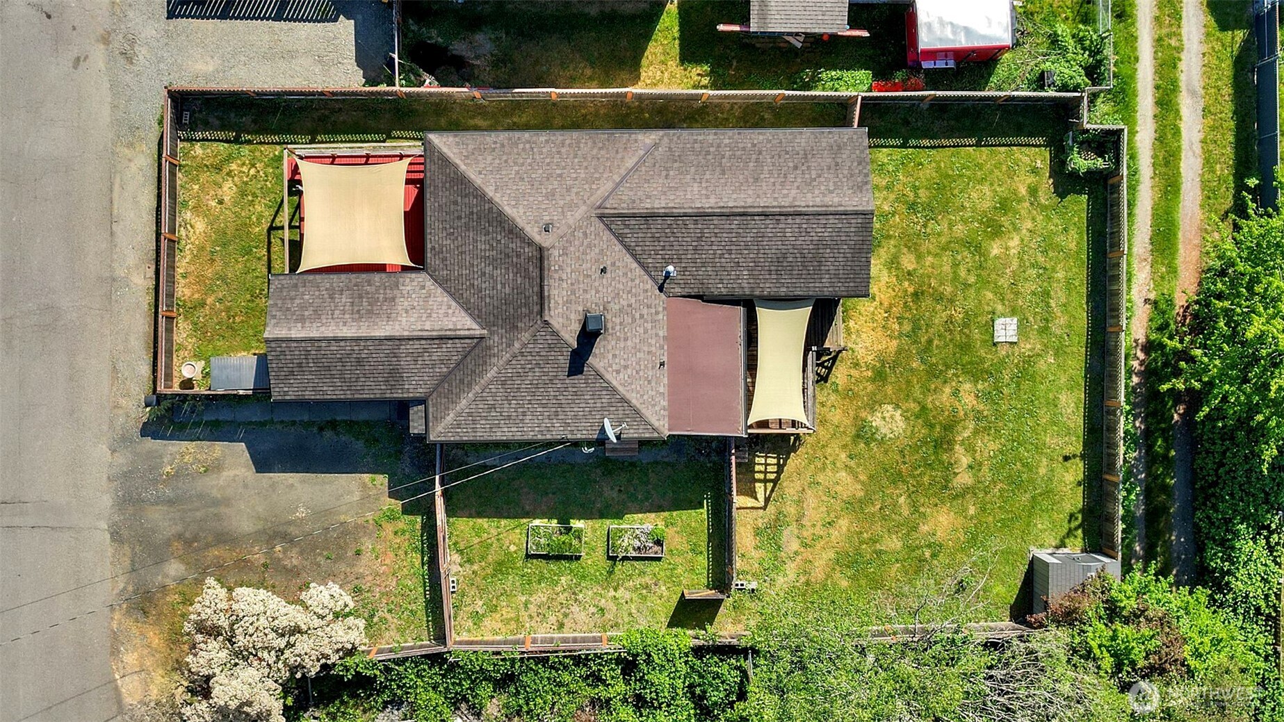 3733 D Street , Bremerton, WA 98312