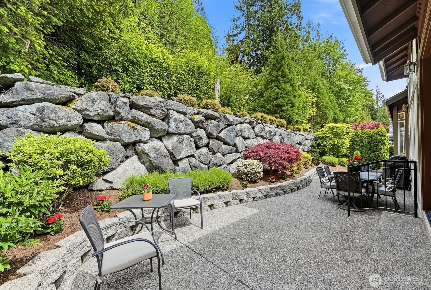 24242 NE 131st Terrace , Redmond, WA 98053