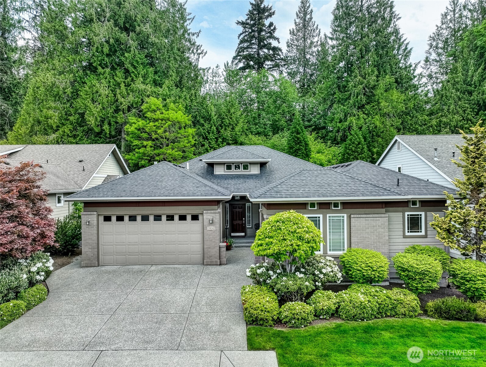 24242 NE 131st Terrace , Redmond, WA 98053