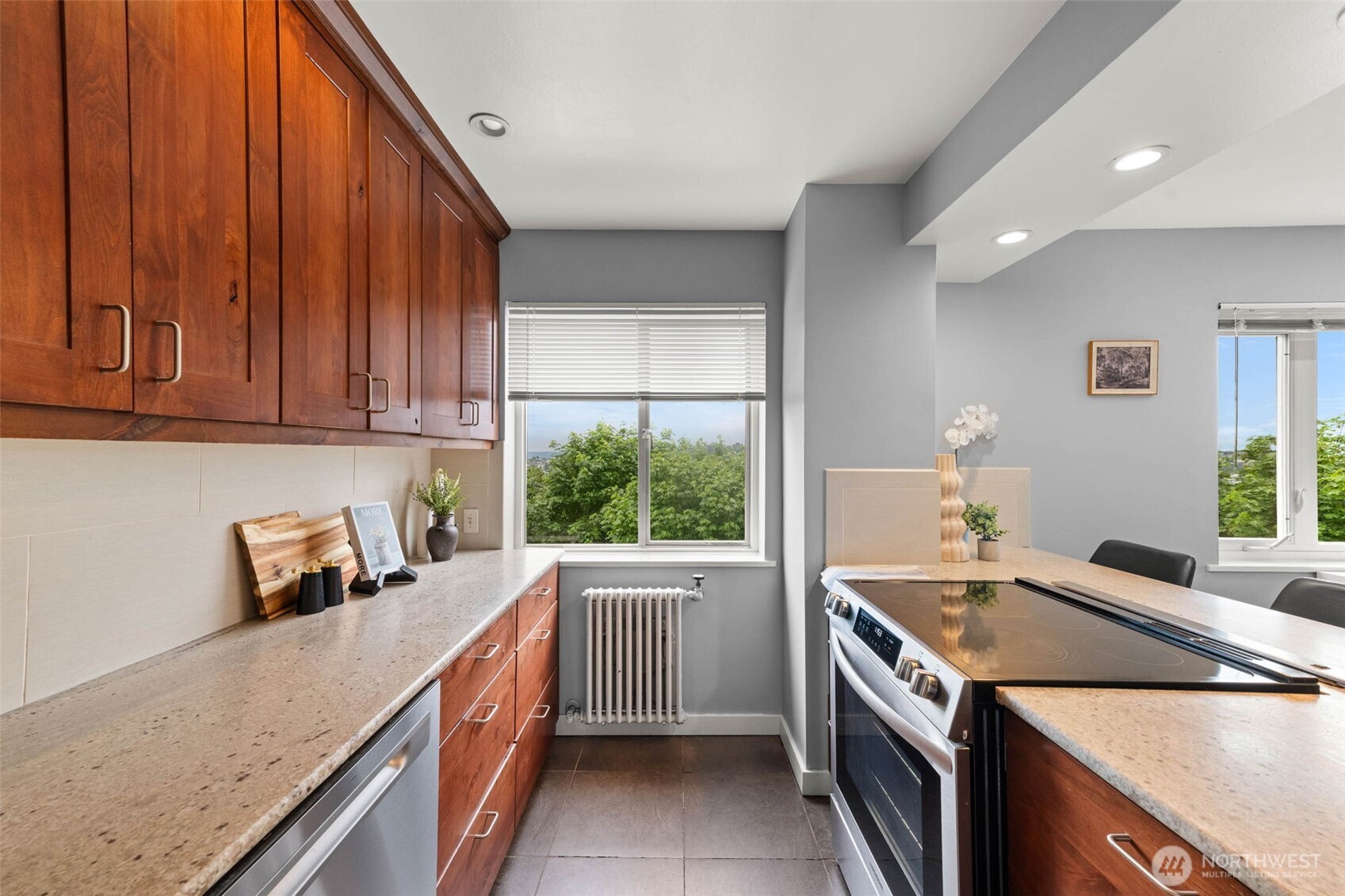 1800 Taylor Avenue N #210, Seattle, WA 98109