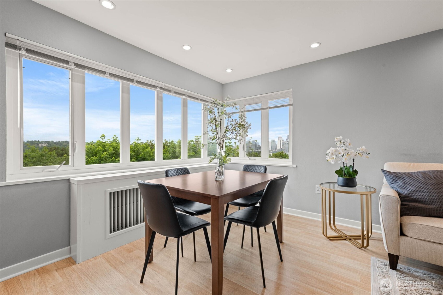 1800 Taylor Avenue N #210, Seattle, WA 98109