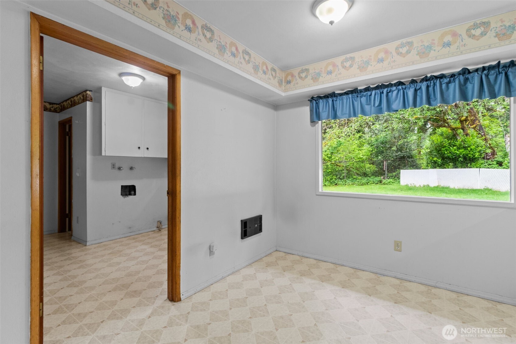 500 W Oak Street , McCleary, WA 98557
