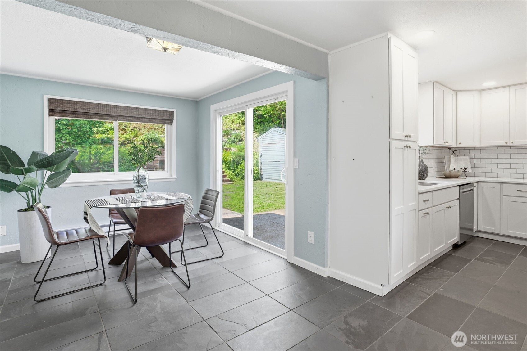 10209 31st Avenue SW, Seattle, WA 98146-1228
