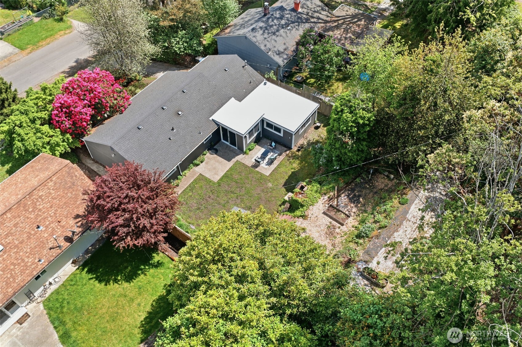 10209 31st Avenue SW, Seattle, WA 98146-1228