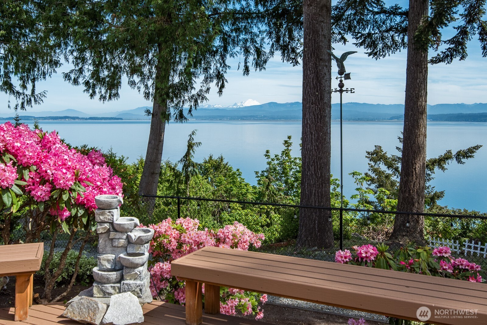 1985 Cascade View Drive , Camano Island, WA 98282