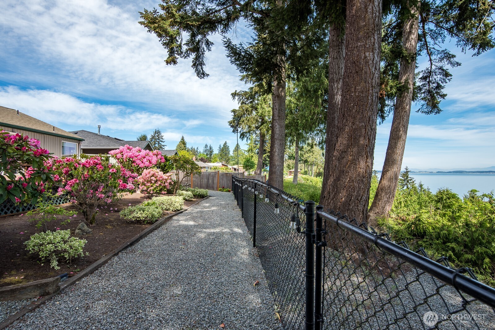 1985 Cascade View Drive , Camano Island, WA 98282