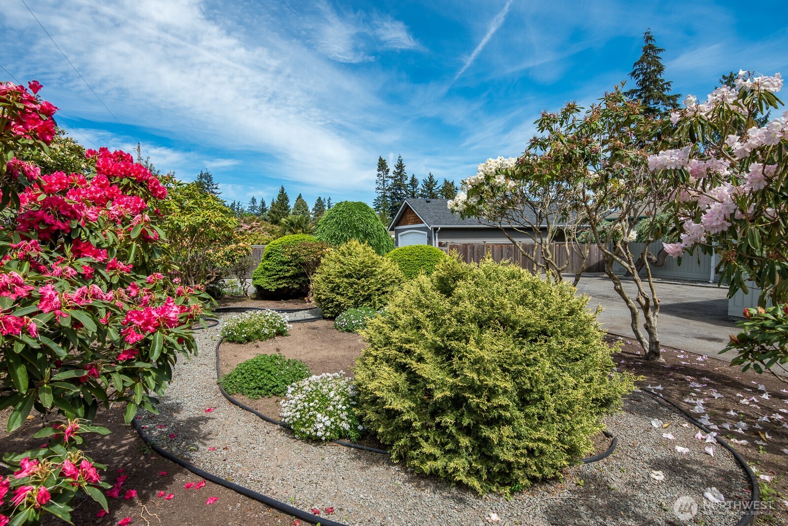 1985 Cascade View Drive , Camano Island, WA 98282