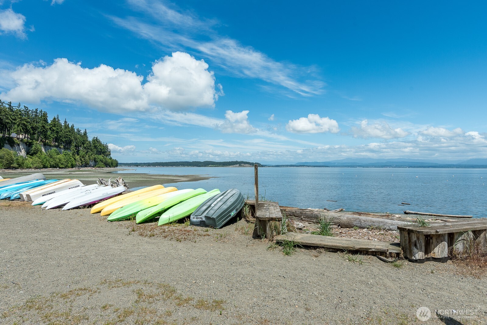 1985 Cascade View Drive , Camano Island, WA 98282