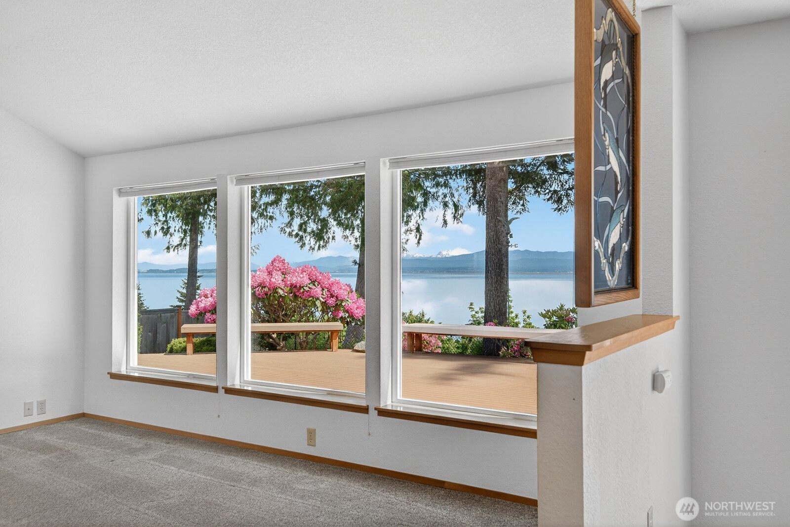1985 Cascade View Drive , Camano Island, WA 98282