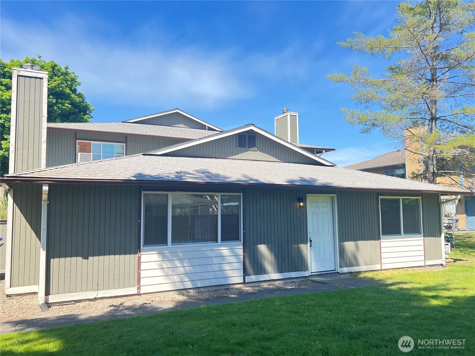 904 31st Street NE, Auburn, WA 98002